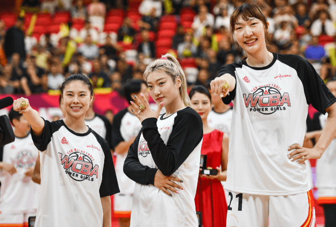 WCBA成全世界规模最大女篮联赛 揭幕战王思雨人气旺